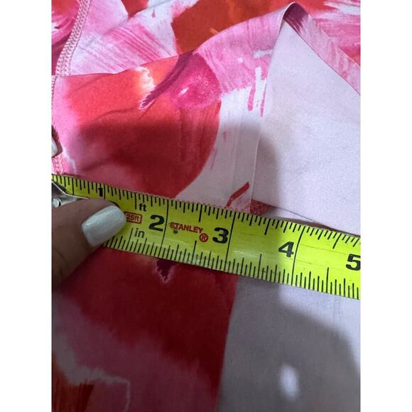 Athleta Run With It Shorts Activewear Mid Rise Floral Pink Size Small - Picture 10 of 10